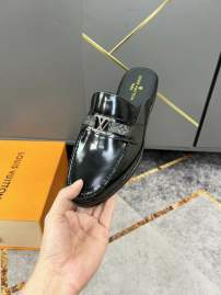 Picture of Louis Vuitton Slippers _SKULVsz38-45mnf01031457